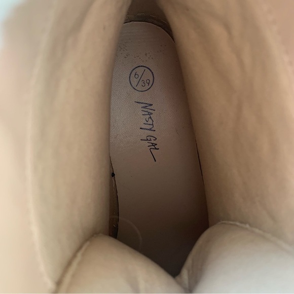 NWT Nasty Gal Faux Suede Faux Fur Trim Ankle Platform Boots 8 - Picture 11 of 15